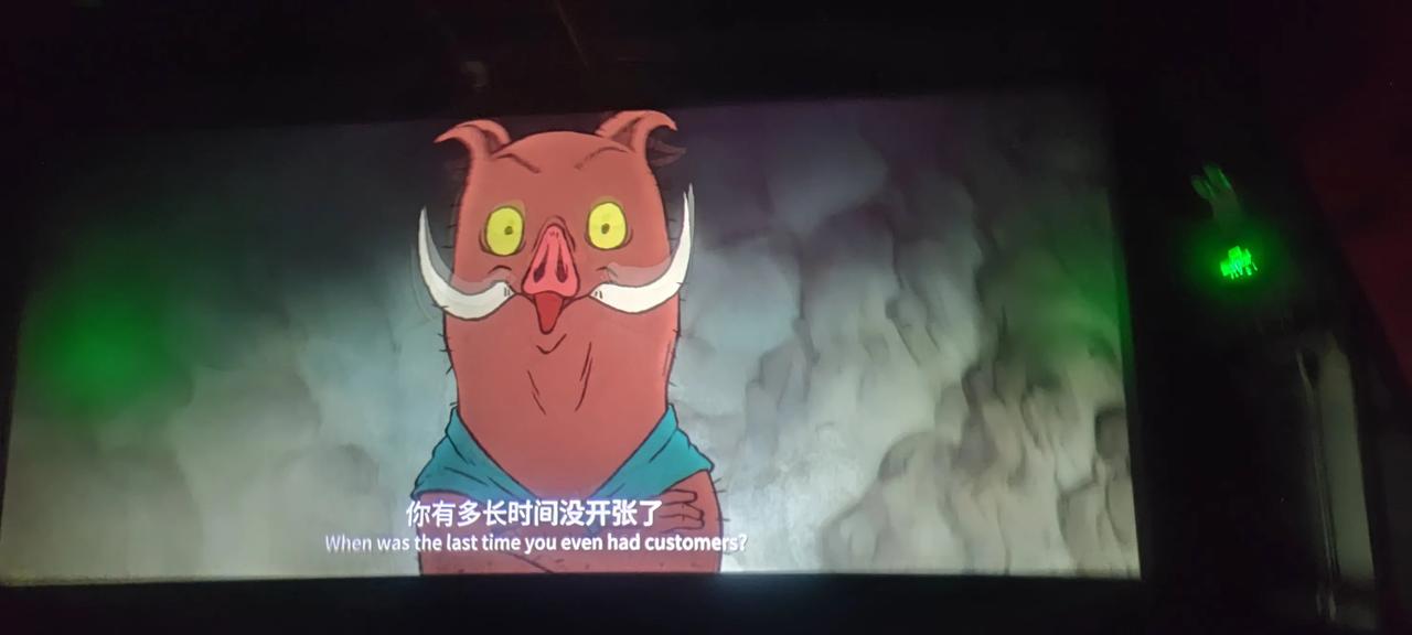 这种家长真的太愚蠢了，肯定是不值得同情的，为了拍一张照片，在死亡边缘试探！其实