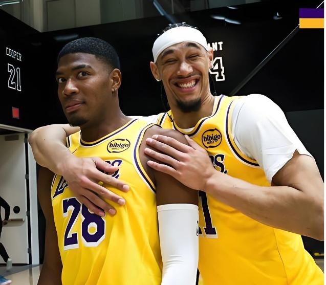 惊！湖人出现了命中率100%的三分射手，你比肯纳德准多了！今天湖人赢奇才了。