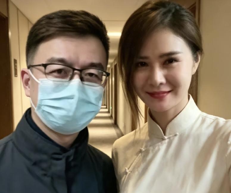 终于知道唐某某为何申请延期而不是撤诉了因为他已经习惯了占主导权！不知道大