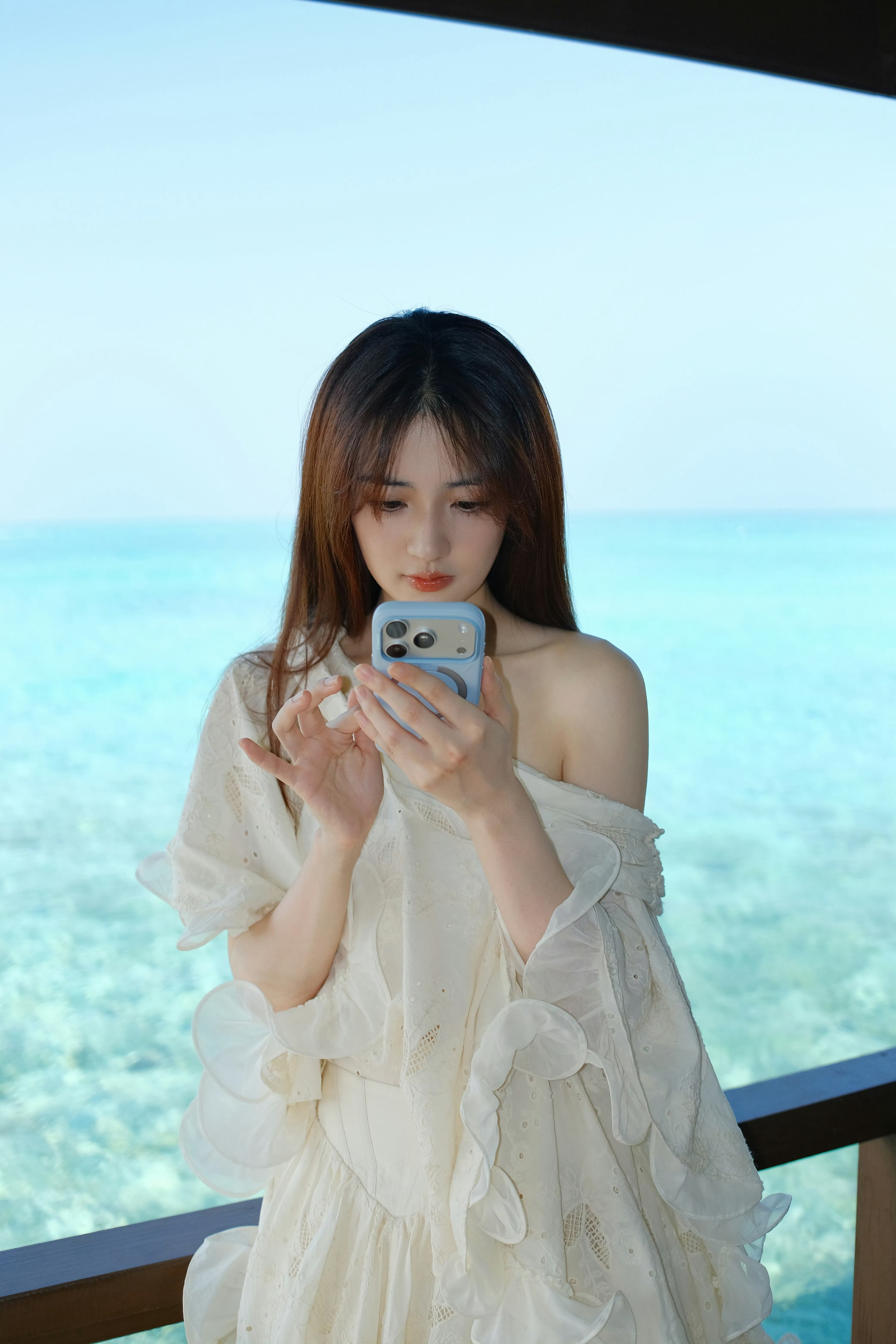 徐璐因鼻炎导致黑眼圈徐璐人字拖