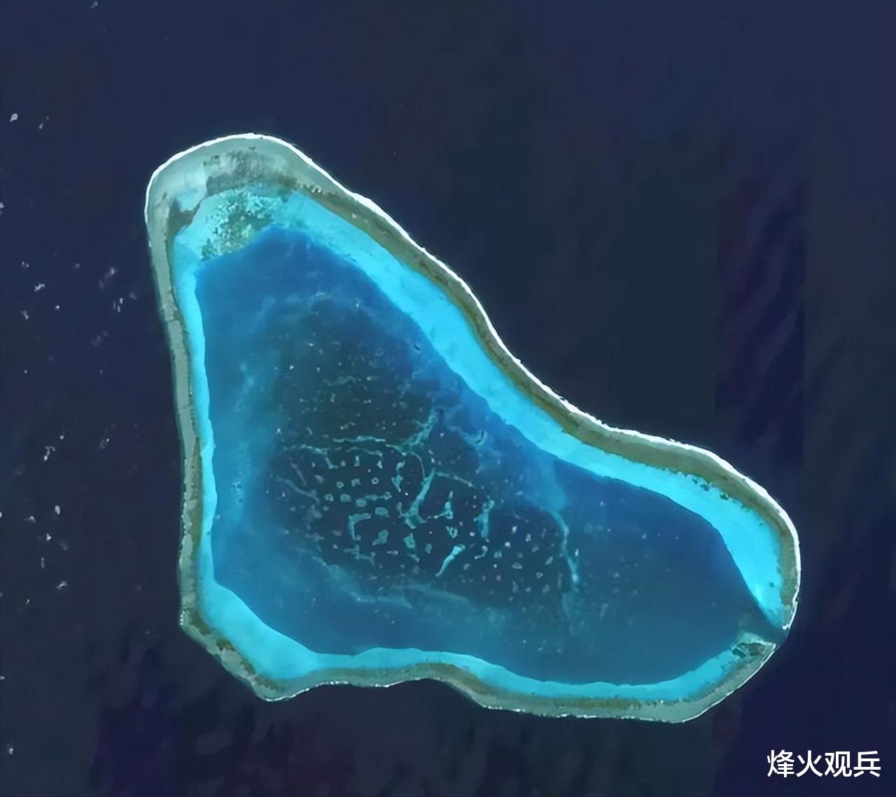 黄岩<em>岛</em>有多大?与<em>美济岛</em>同框才明白:“中沙第一<em>岛</em>”为何不吹填