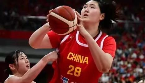 我没有看直播，我看了中国女篮与日本的集锦，一看大概就明白了，中国队是怎么输的？