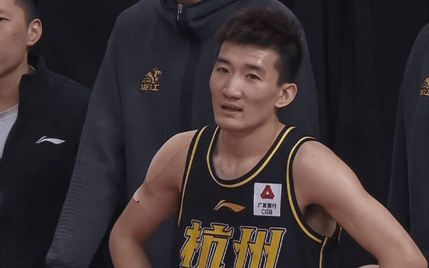 好多球迷都对孙铭徽没有进国家队感到惋惜，不明白为什么郭世强不招孙铭徽进国家队？但