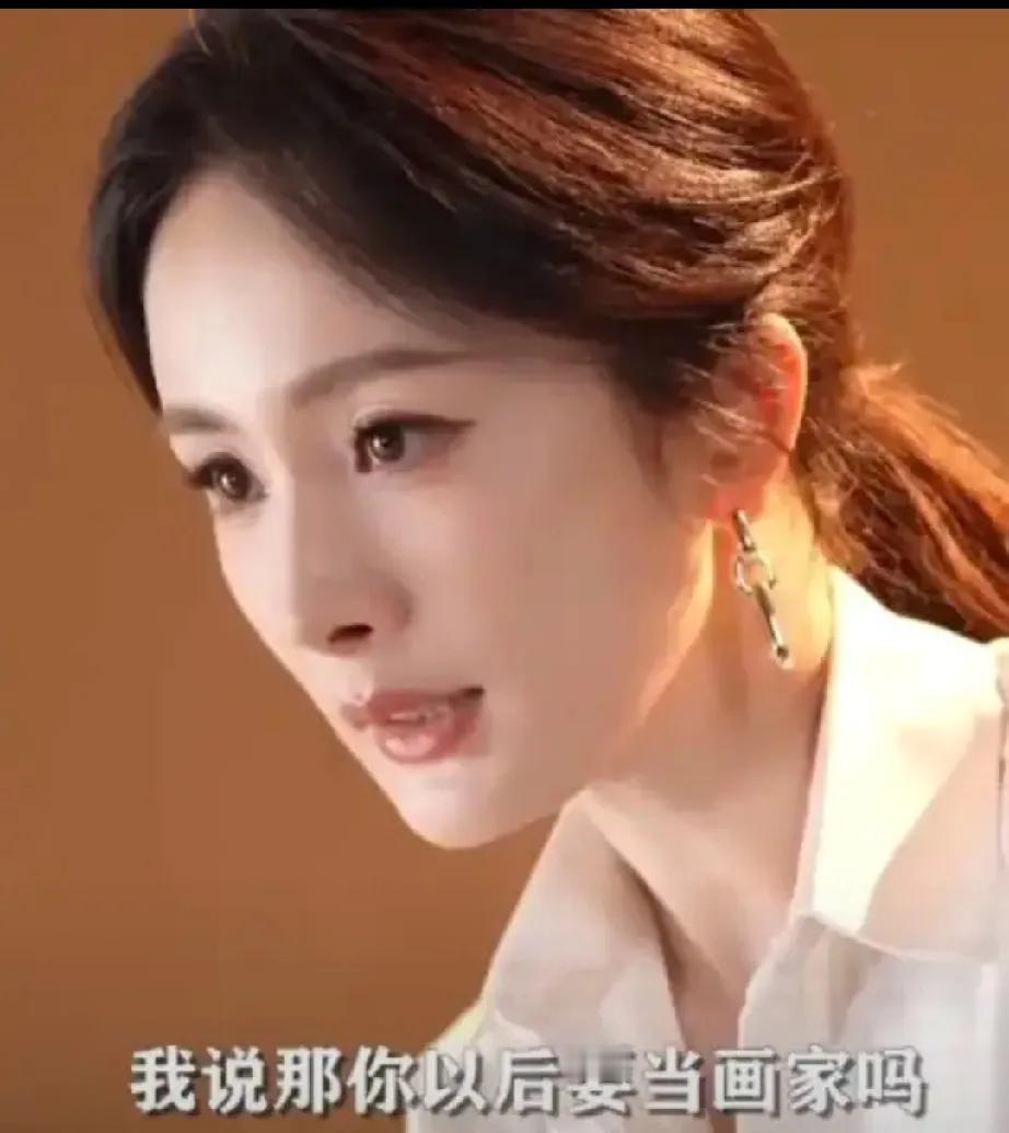 11岁小糯米近照曝光，手长脚长，颜值逆天，简直是杨幂2.0！这基因也太强大了吧！