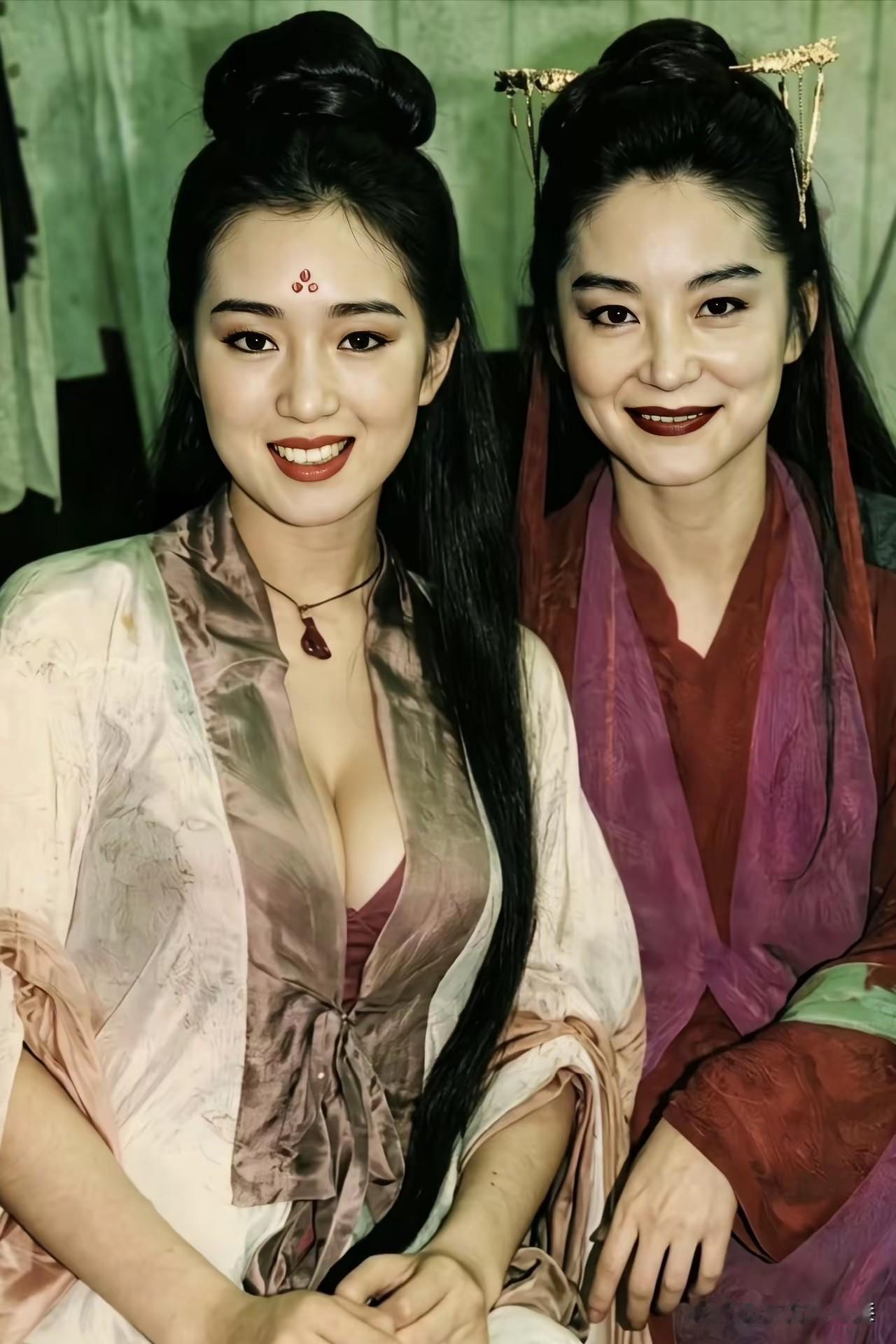 巩俐是不是比林青霞更漂亮？还是只是这张合影比她漂亮？