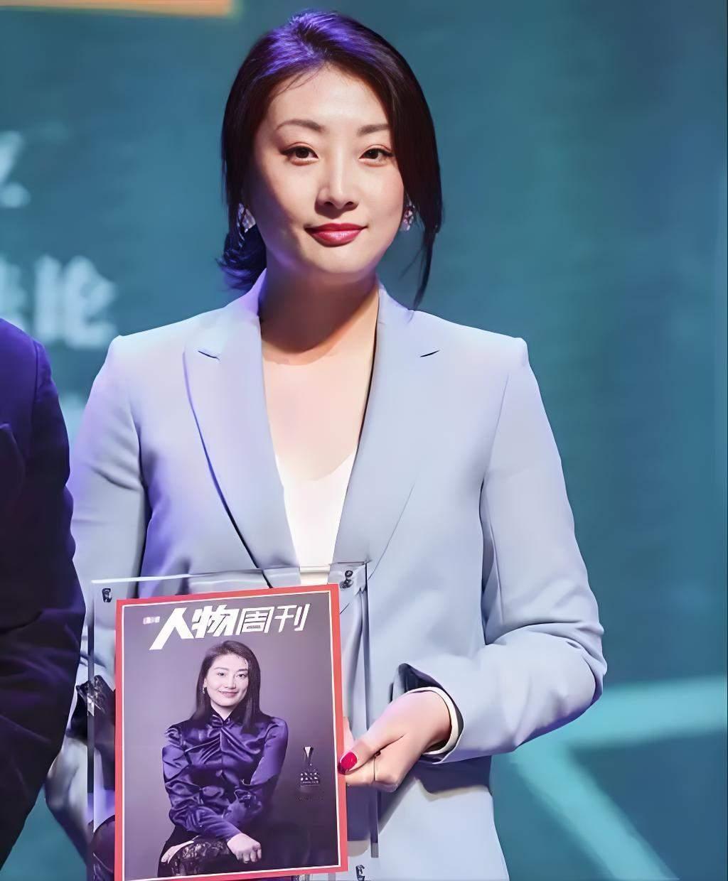 没有人敢相信,宗馥莉竟然上演了“大女主剧情”。娃哈哈经销商已经证实,明年
