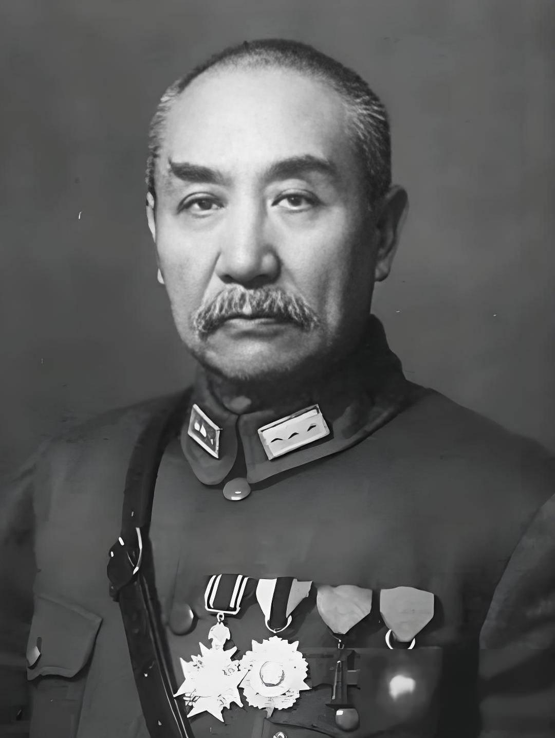 解放军重兵包围太原长达半年，为何阎锡山部队宁可死战也不投降说到底，这事儿根