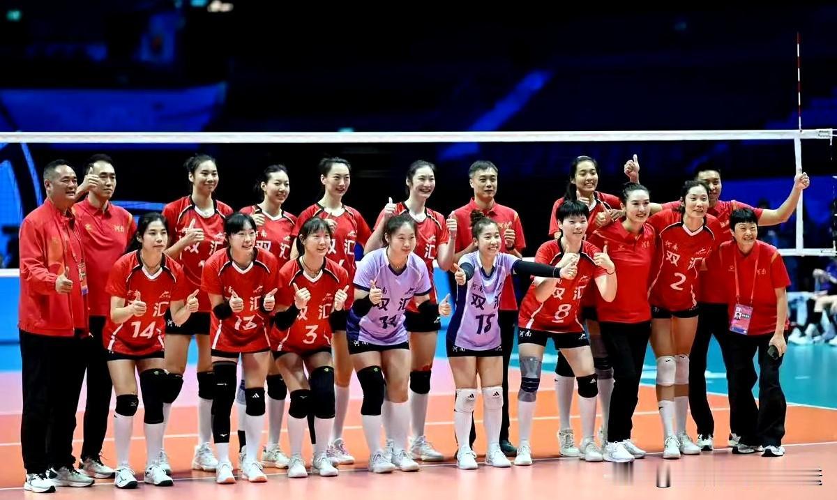 朱婷，王思敏休战，河南女排依旧展现出了强大的统治力，就在刚刚，全运会女排赛场传来