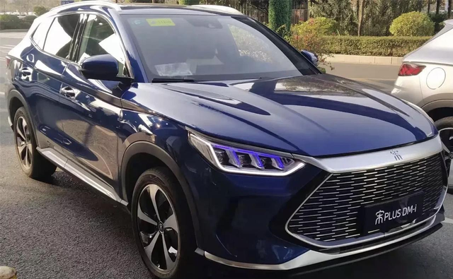 刚刚试驾回来谈谈感受吧刚刚从4儿子店回来，试驾了51续航高配，就各个方面谈谈主