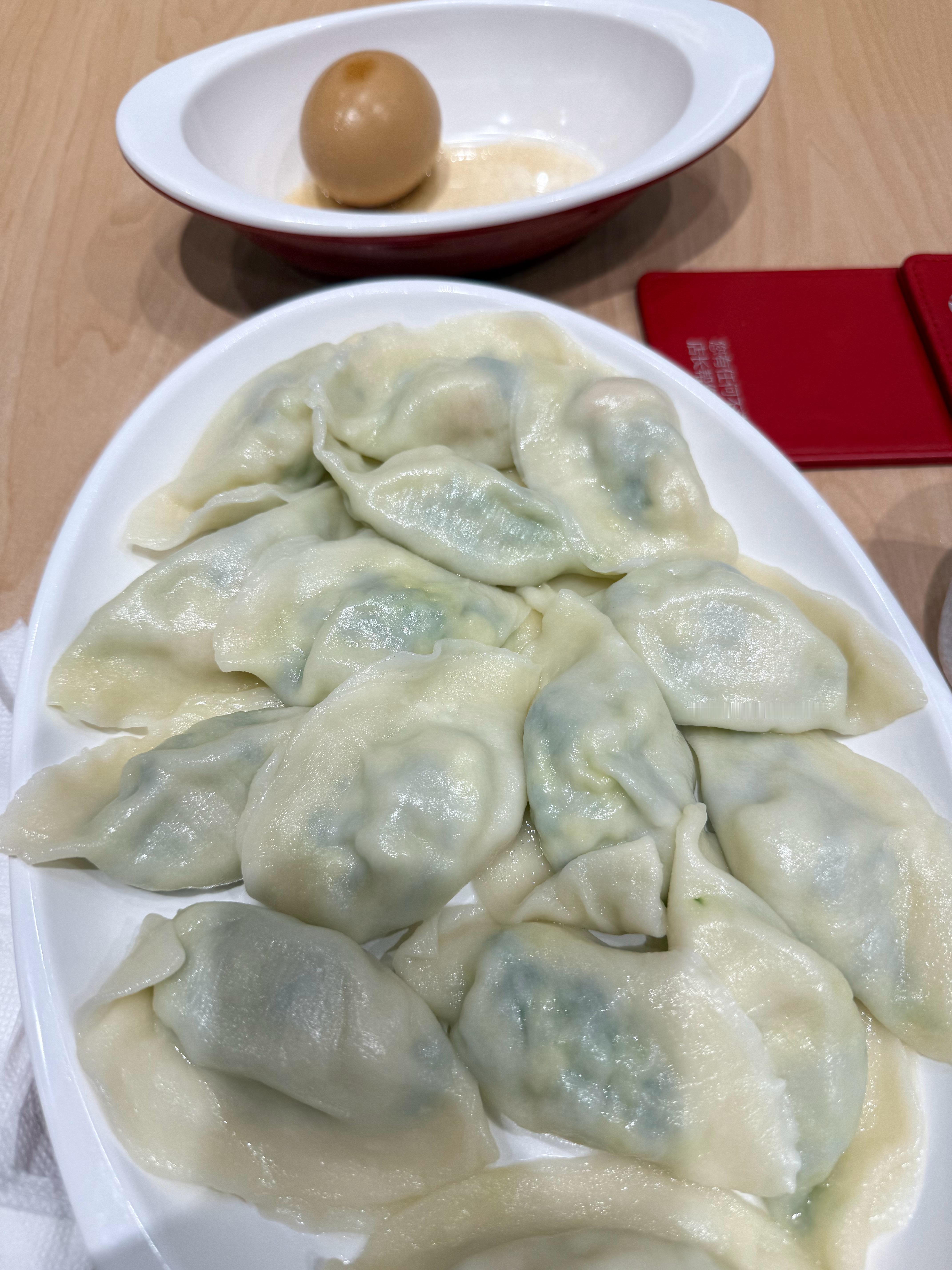 上车饺子下车面[滑稽笑]有喜家德的机场，是好机场​​​
