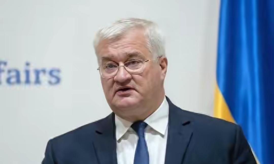 乌克兰突然放出一个重磅消息直接震惊不少人，乌克兰内阁正式宣布，一口气终止和俄罗斯