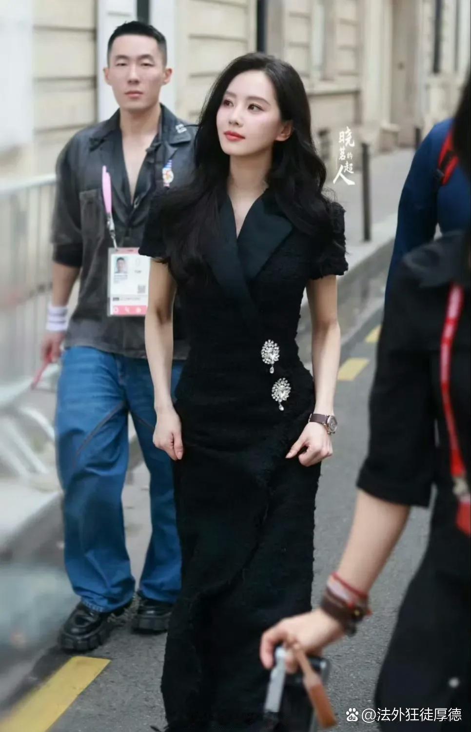 刘诗诗全球首穿，美得让人心动​​​