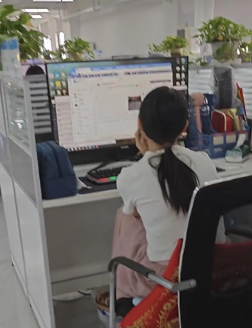 作为一个人到中年的hr,真心劝那些35岁+的打工人就别投简历找工作了，倒不是说网