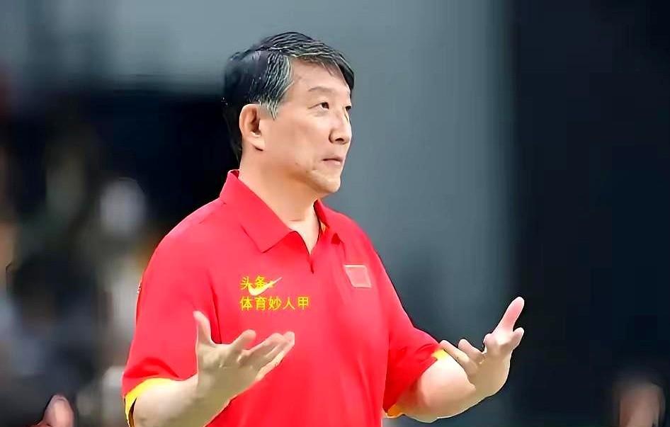 17岁姑娘挨骂，只因为没变成李梦。赢球也堵不住嘴。张子宇才出手6次，拿到8分