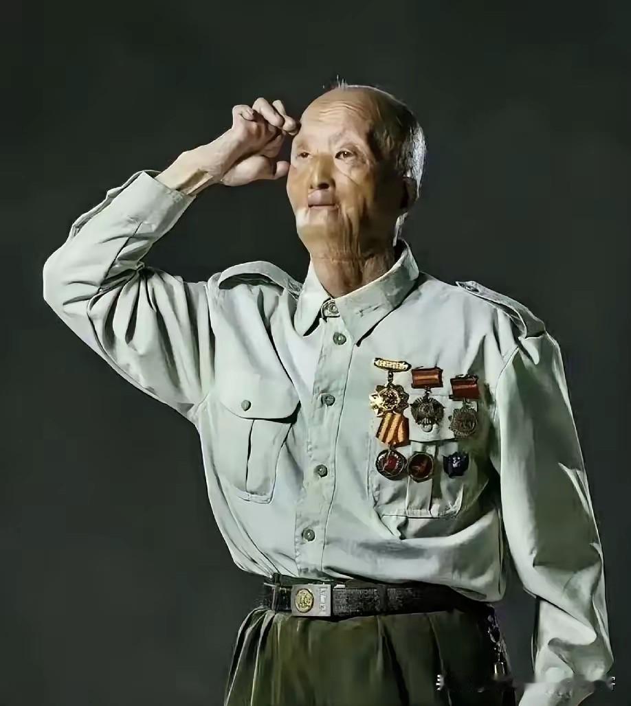 英雄归来的勋章：长津湖烈焰中重生的“涂才子”