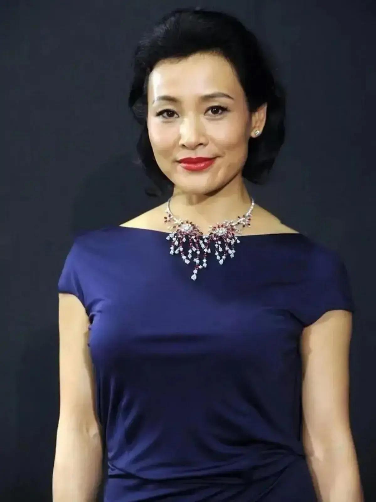 一位离异富婆说的一段话：“如果你是经济独立的女性，无论你嫁给谁，大概率都会离婚的