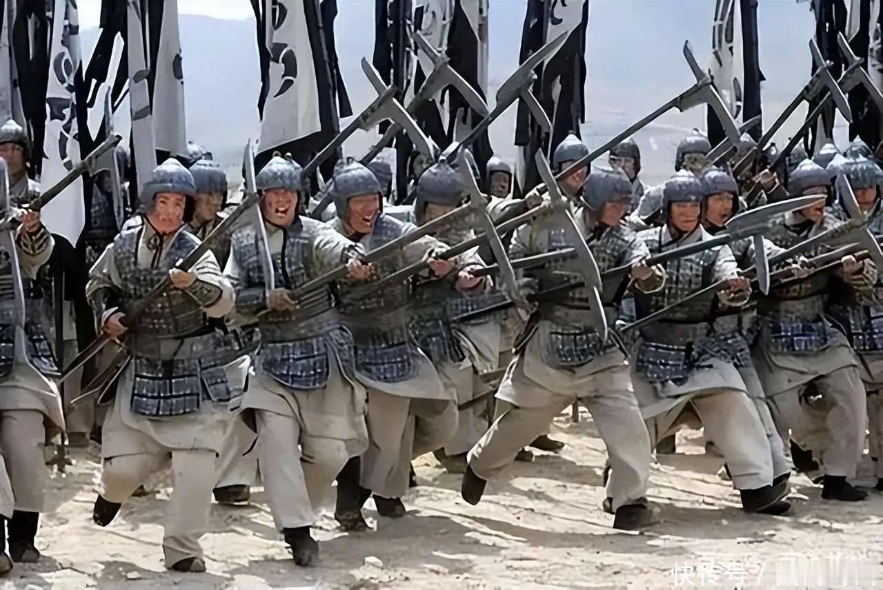 杀降和虐俘，古代最蠢的两件事，干一次要用一百年还古代打仗有条铁律：敢投降的军