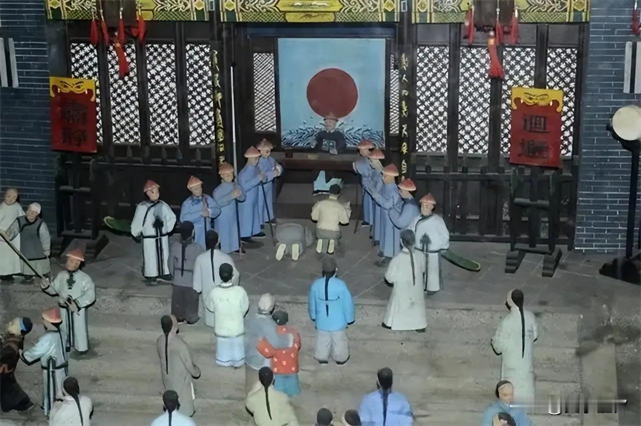 道光十二年，河南府知府李钧接到一离奇案件，当时给他看得他直摇头，说是宜阳县有一对