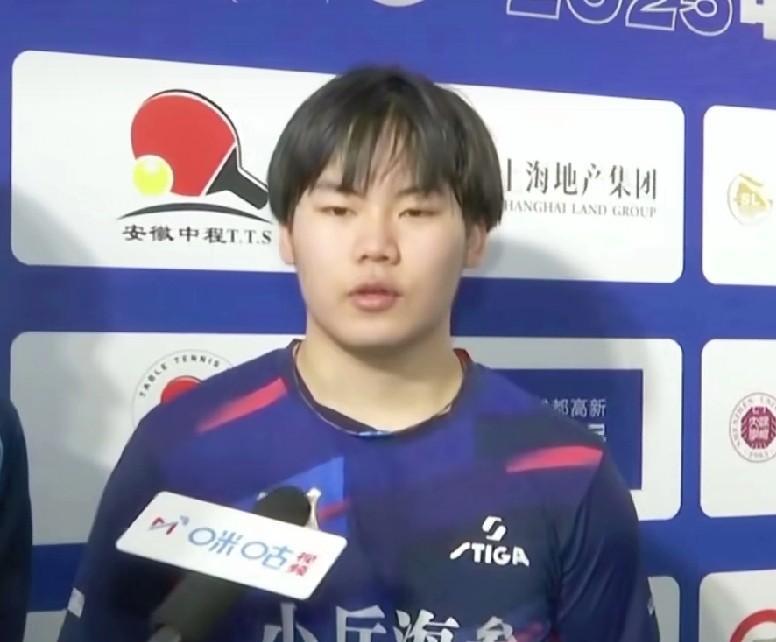 有没有发现松岛辉空虽然很屌，很高冷的样子，但是他似乎比张本智和给人的感觉要舒服很