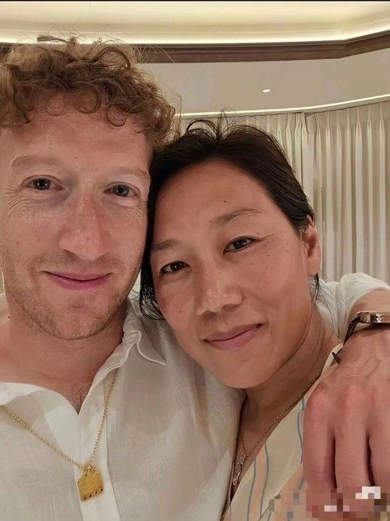 博主：为什么扎克伯格这么有钱，却娶了一个看起来这么普通的女人？？这个问题本身