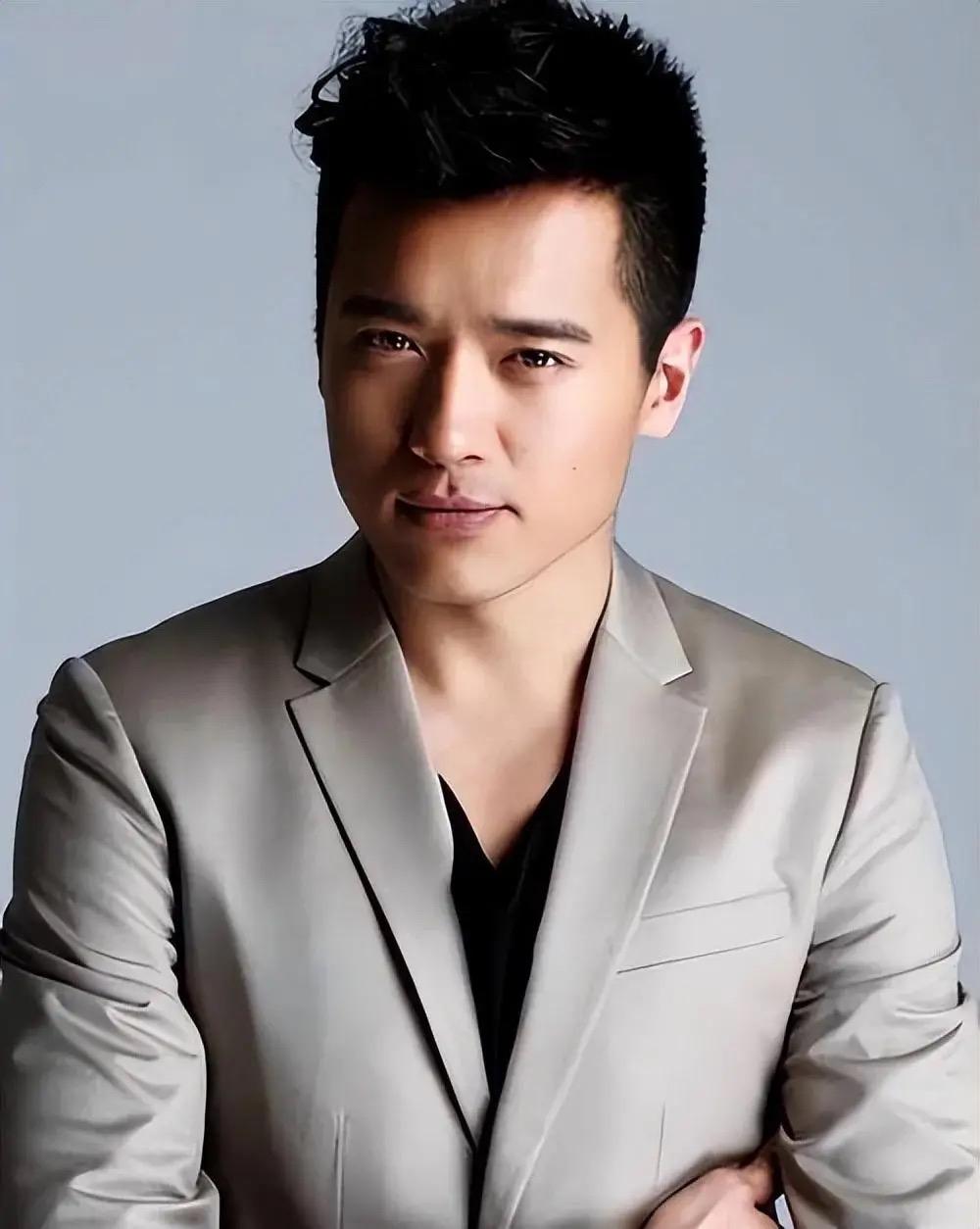 高云翔否认张婉婷曾插足，其与前妻董璇的婚姻，称相关传闻与二人毫无关联，停止舆论发