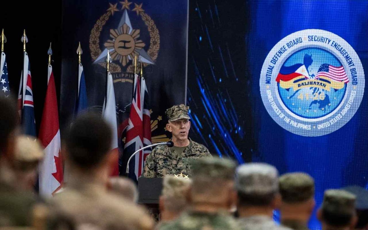 七国军演刚开场，055编队就到位，菲律宾夹在中间难做人4月24号，美国和菲律