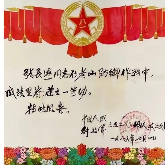 2018年，江苏宝应民政局，一个女人推门进来，没哭没闹，只说：“我丈夫不是下岗工