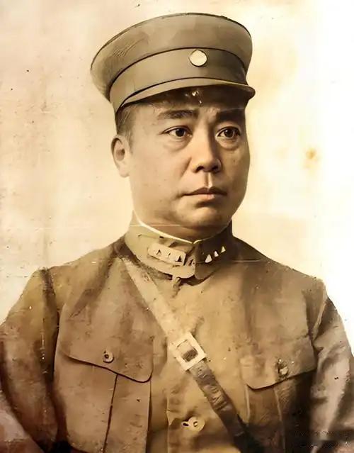 1949年12月的成都，满城都是惶惶不安的气息。蒋介石把大陆最后一线生机押