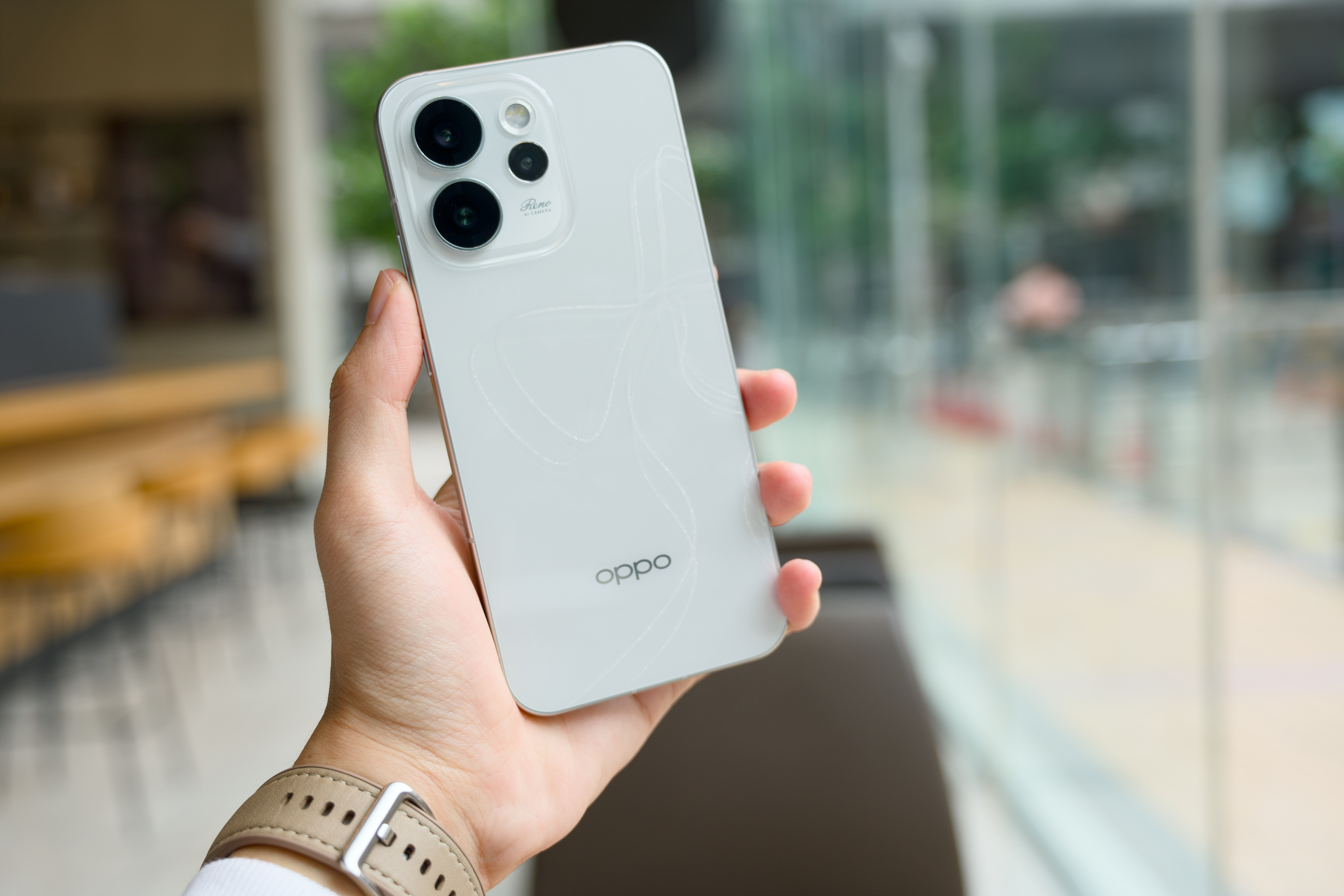 🎀OPPOReno15Pro星光蝴蝶结🎀白色亮面玻璃配精致闪亮的蝴蝶结