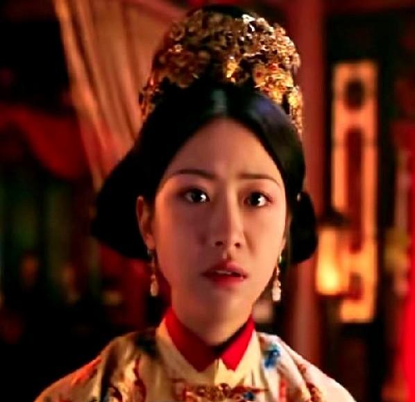 《大生意人》里最讨厌的人应是白依梅了。该角色为投奔叛军首领离家，气病父亲，旁