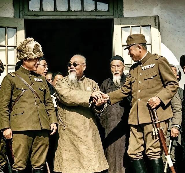 这种人就应该被永远的钉在历史的耻辱柱上，济南城破后，大汉奸马良为了能够搭上日本人