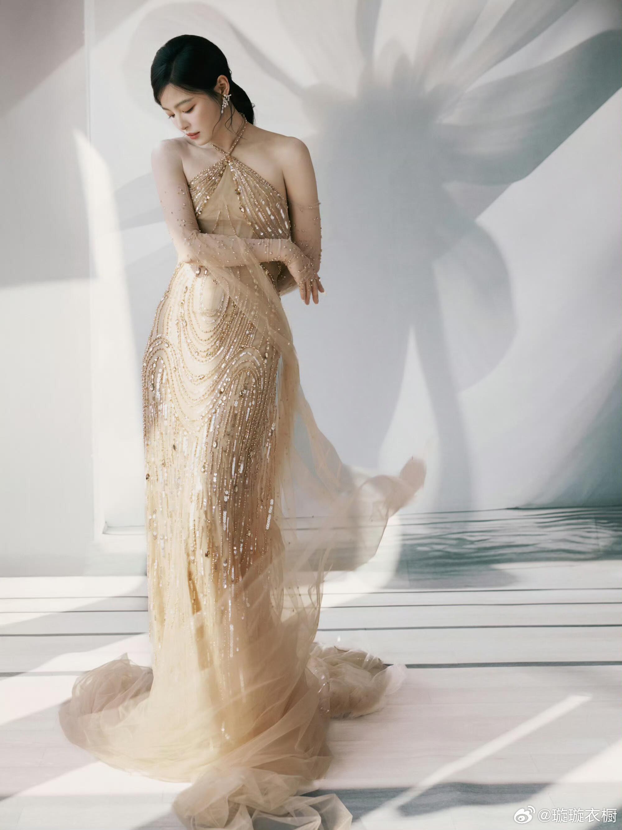 辛芷蕾时尚表现力超强~真的好美！