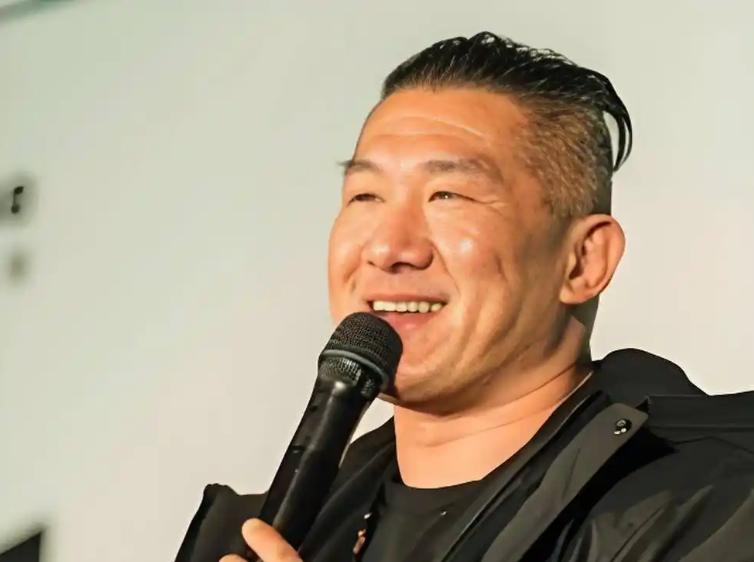 ☁馆长直播惊爆内幕：张亚中揭党主席选举黑幕，原定10月18日投票，党费资格