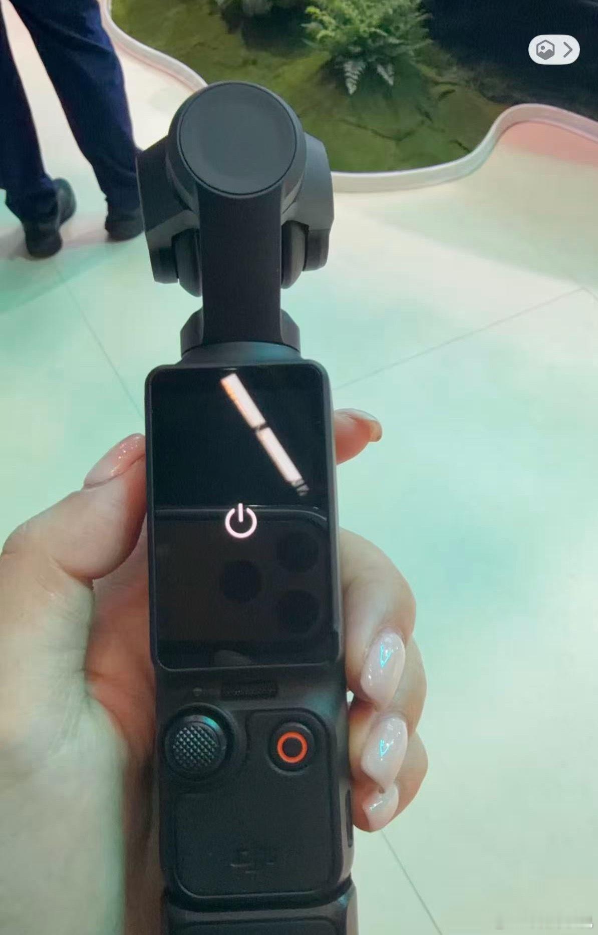 云台相机影石大疆谁更强我一直在用大疆Pocket系列，依赖云台稳定性、成熟生态和