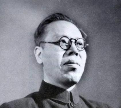 1967年6月22日，原中央政治局常委、同盟会元老李立三在他的办公室里吞下药片，