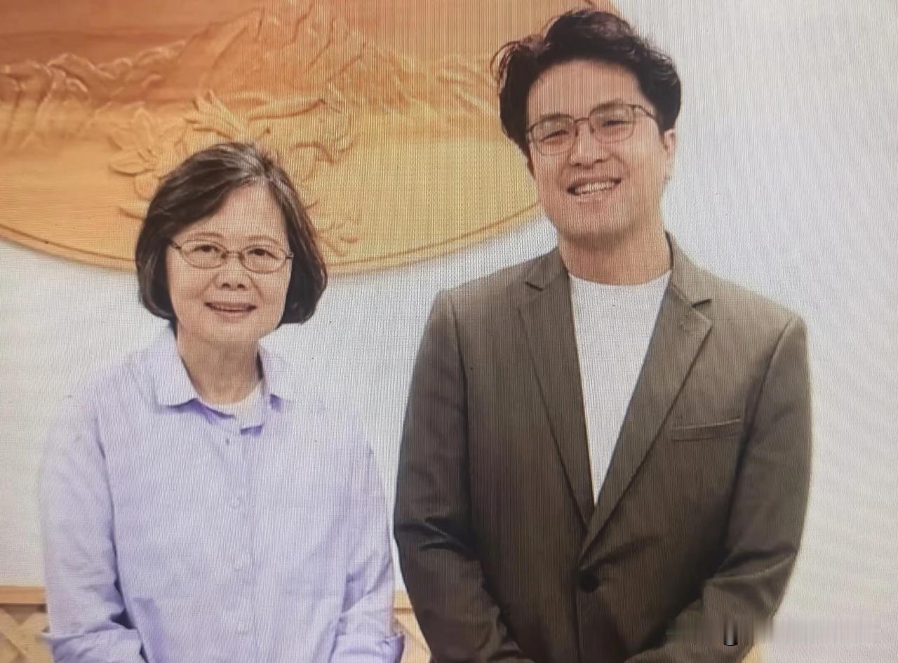 好饭不怕晚！看看台北市的选举，蓝绿对比相形见绌，一面是民进党的“洋流”飘来飘
