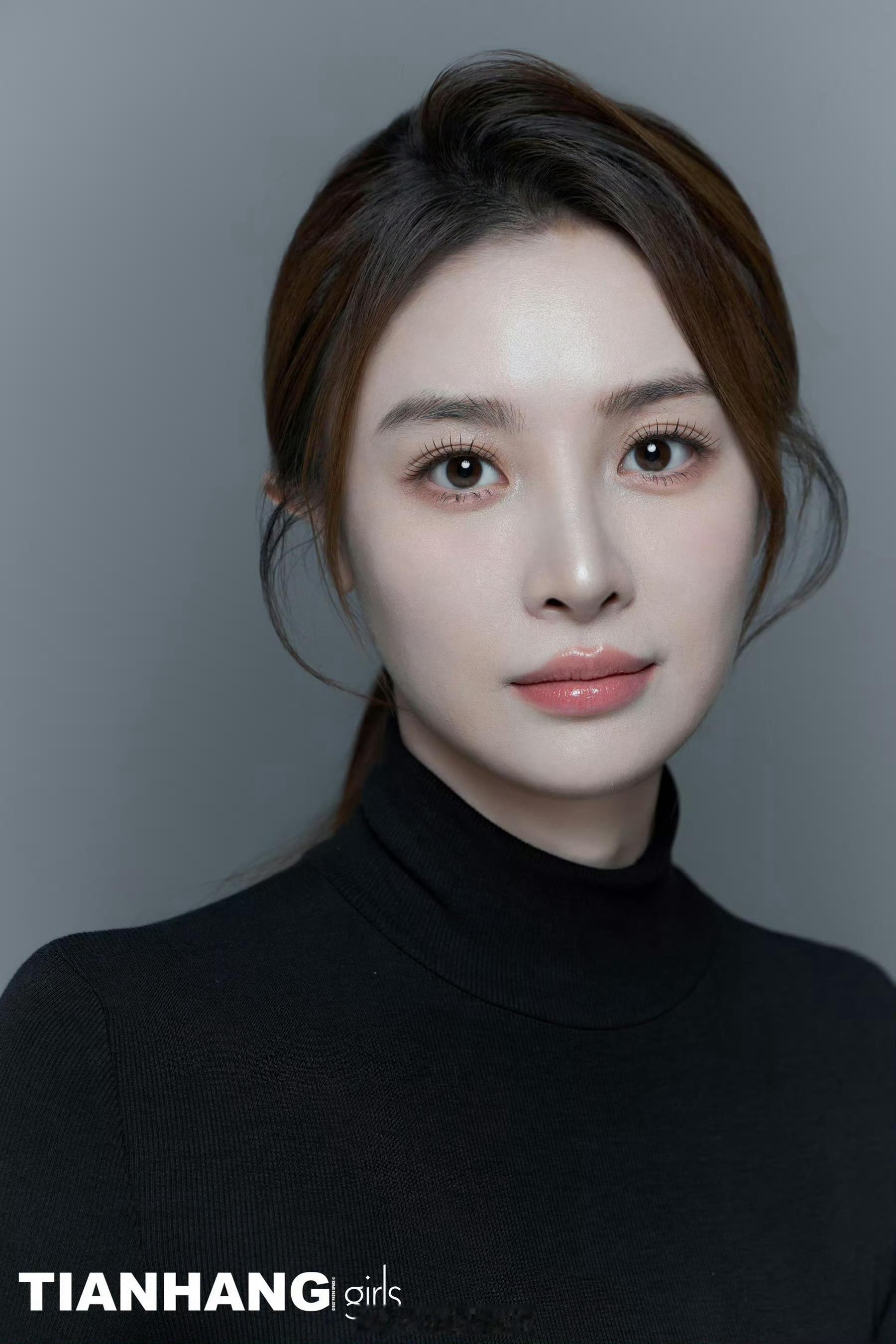 隆也是愈发的有韵味了啊​​​