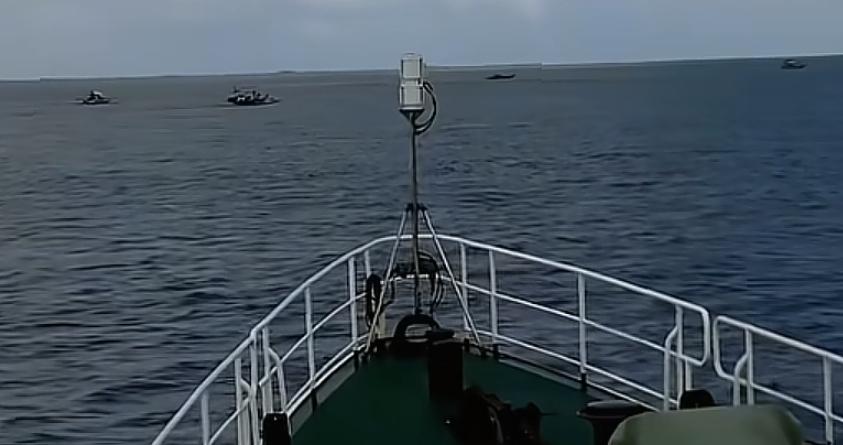 中国在南海与菲律宾的岛礁之争确实很棘手，咱们虽很强大，但也不得不顾及菲身后的美西