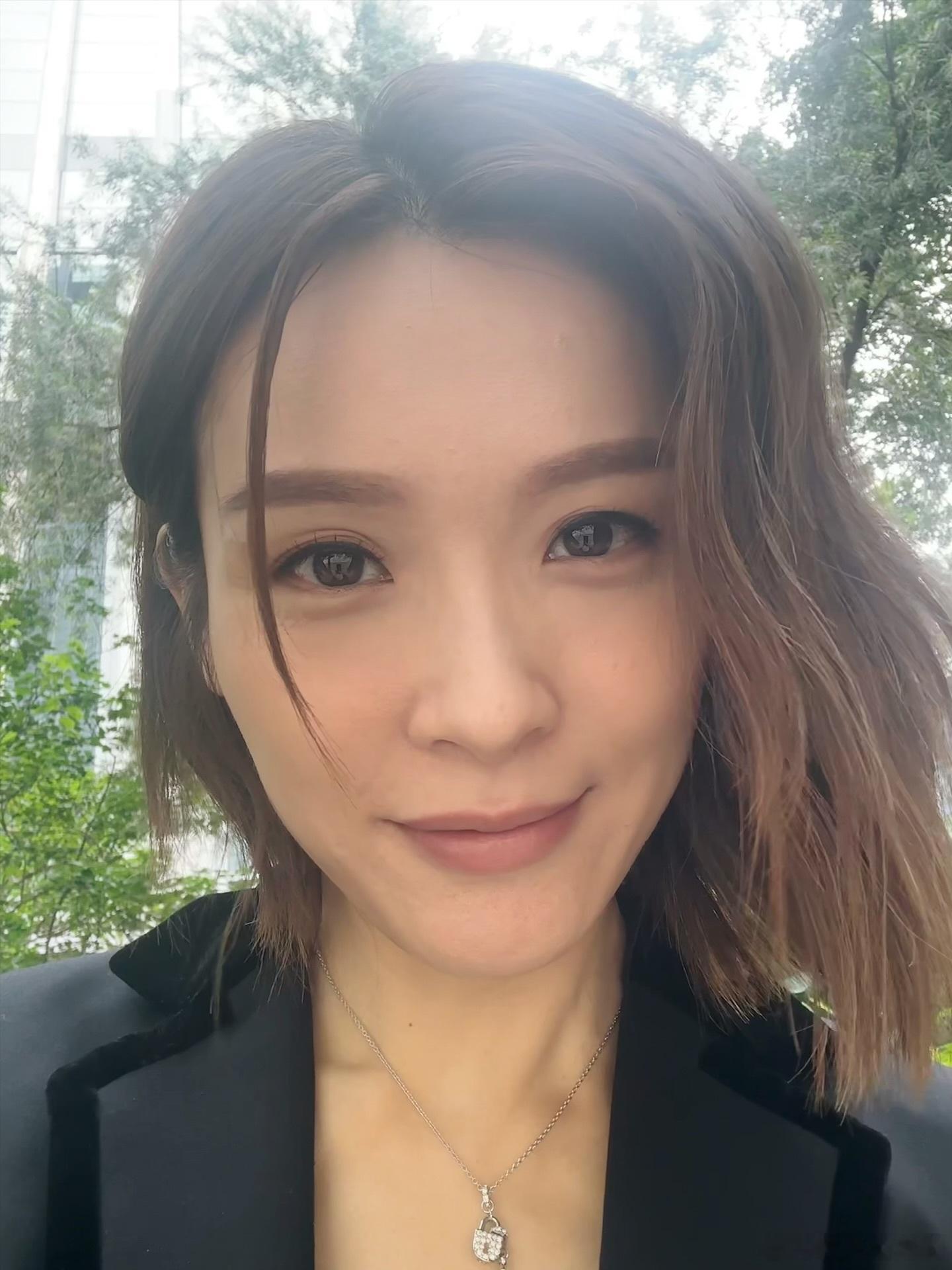 《麻雀乐团》迎大结局李佳芯发文告别角色TVB新剧《麻雀乐团》上周迎来大结局，女