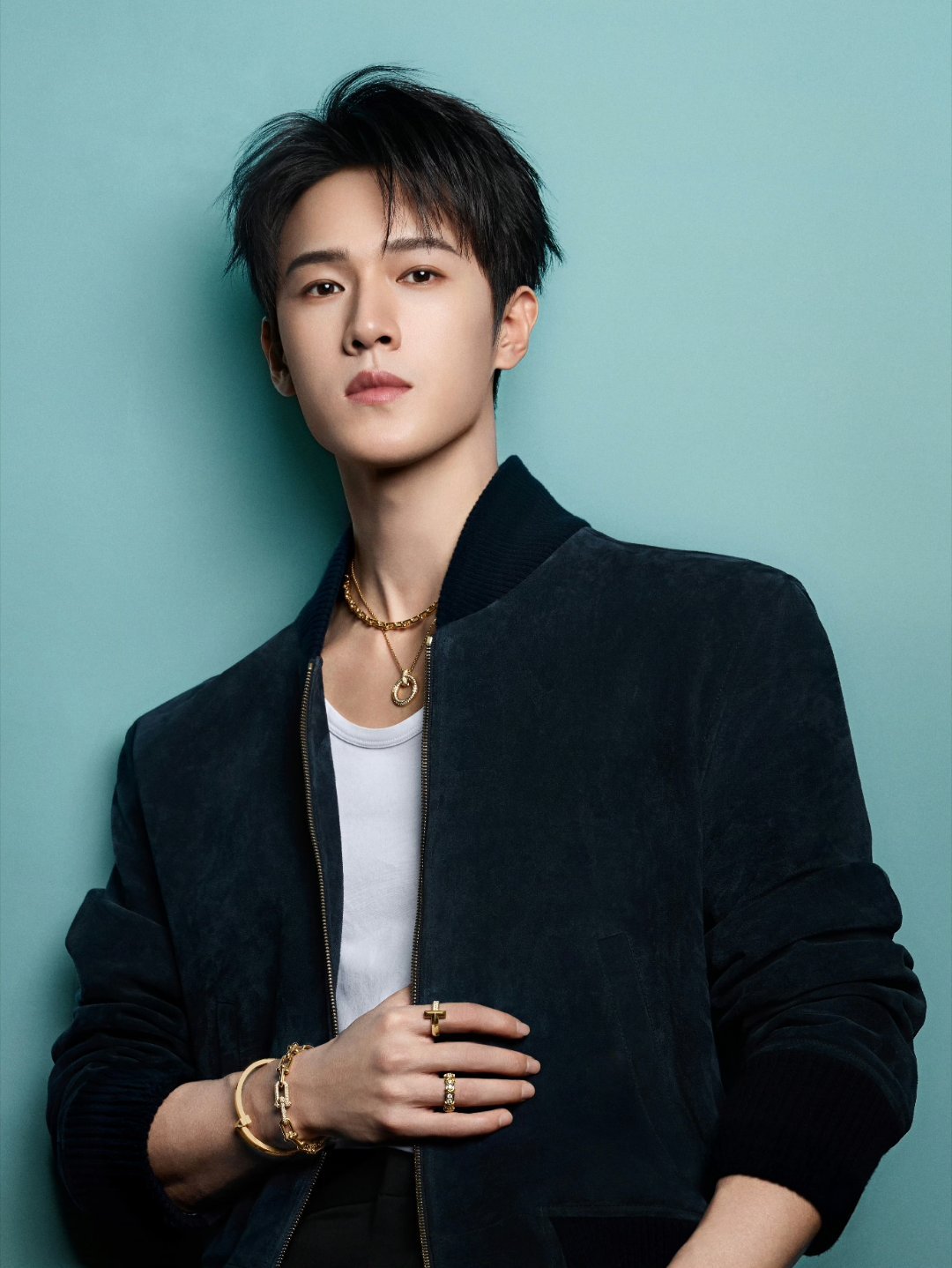 李昀锐官宣蒂芙尼蒂芙尼官宣李昀锐李昀锐蒂芙尼官宣，无考察期直接空降，帅哥太有实力