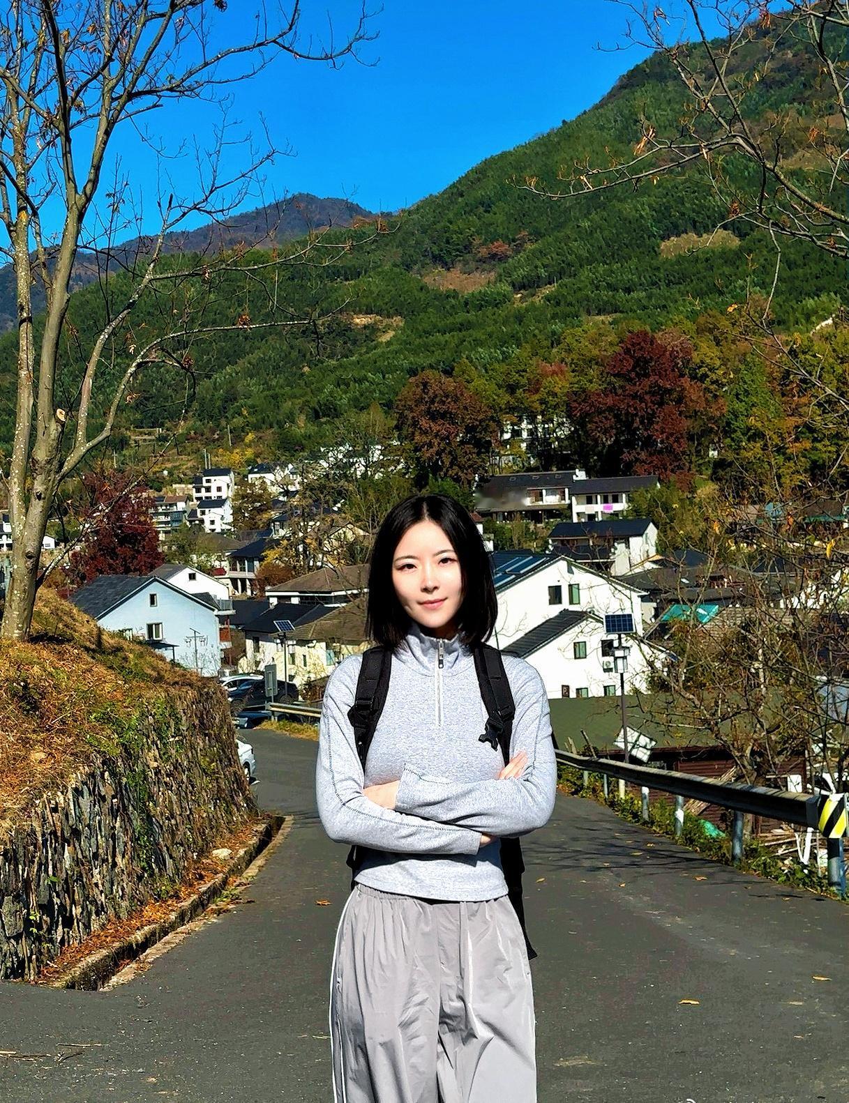 秋日临安封神！漫步千年临川古道邂逅油画森林一脚踏进诗意深秋周末去临安偶遇了一