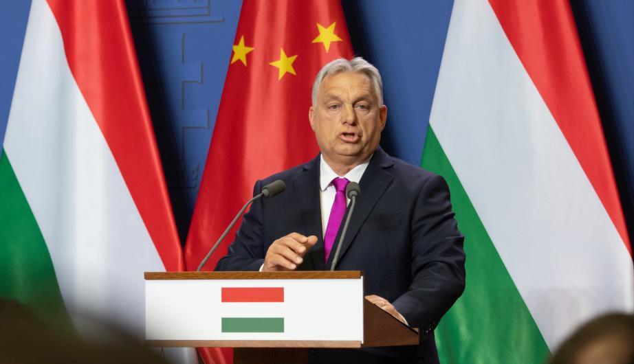 “3个字让欧盟炸锅！匈牙利这步棋，真敢下！”就在昨天，媒体在采访匈牙