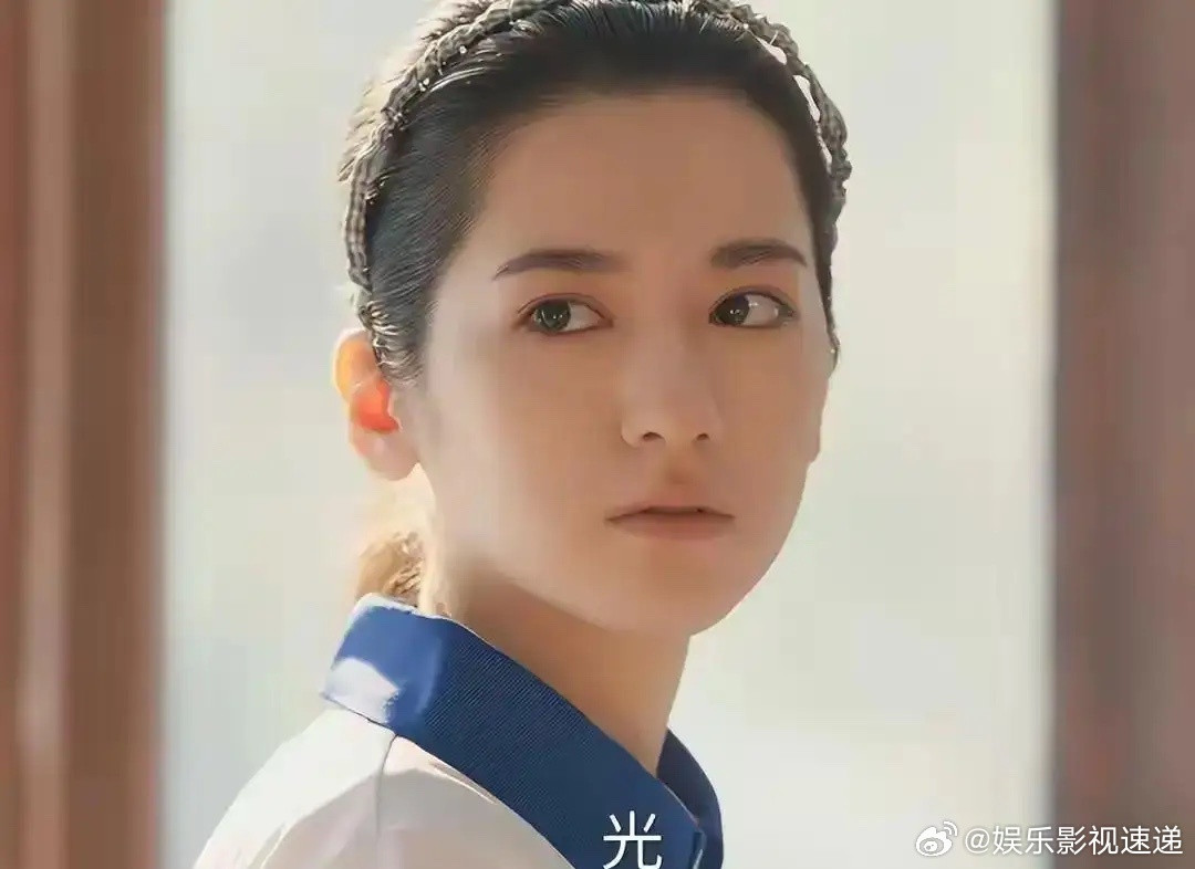 谁说演少女就得找真少女？那都是忽悠人的。你看看《隐身的名字》里的娜一，23岁，大