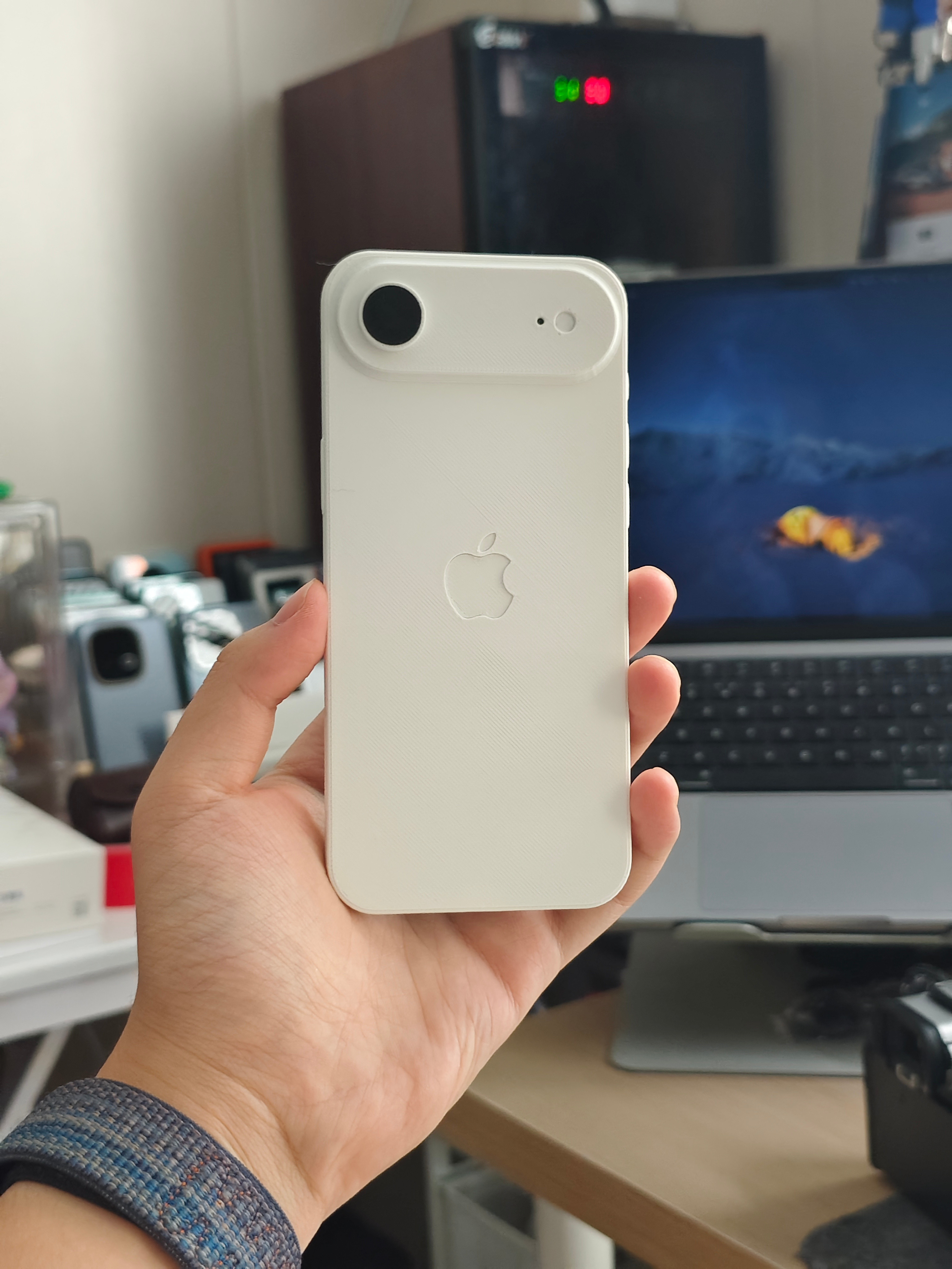 出息了，提前拿到iPhone17Air了[doge][doge]​​​