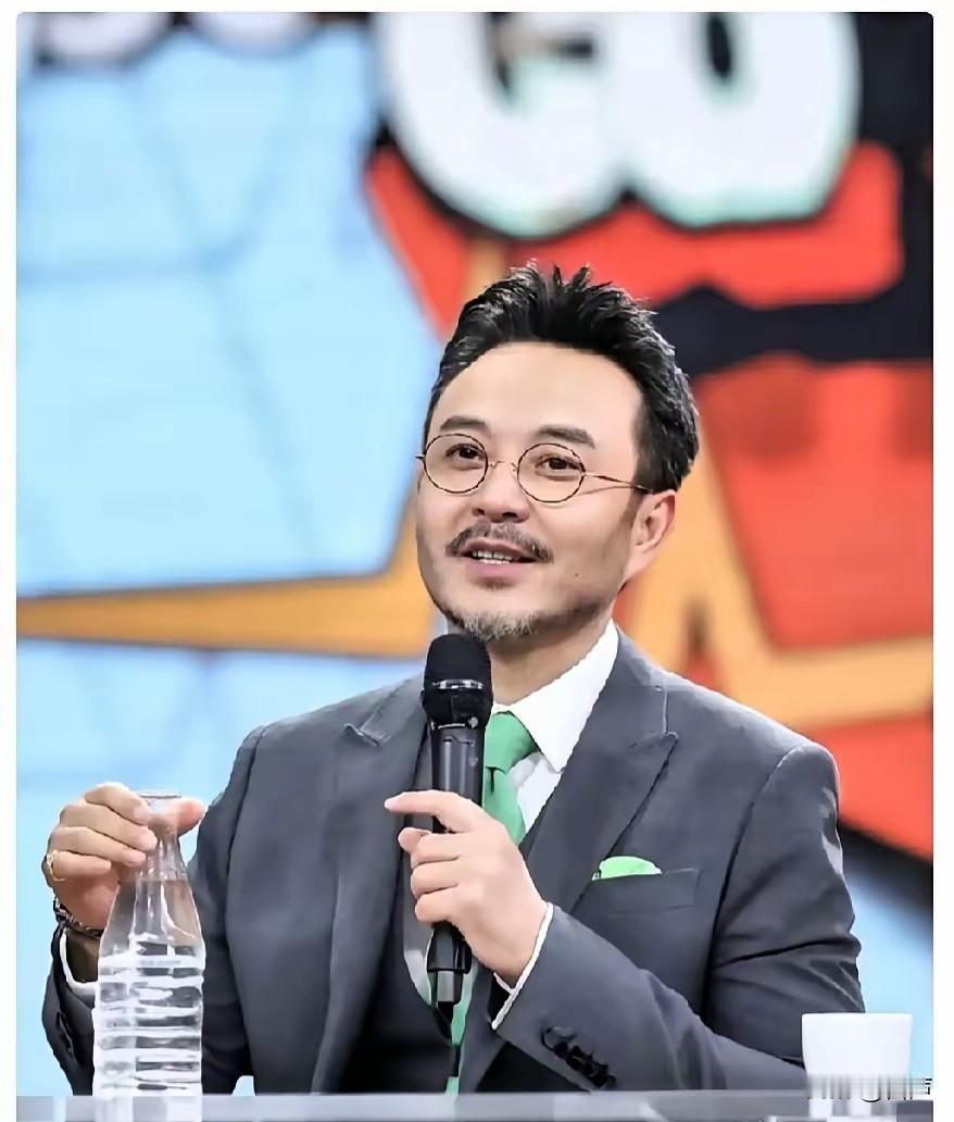 汪涵这次栽的有点狠了估计没有翻身的可能了作为电影的出品人，竟然狡辩说对电影了