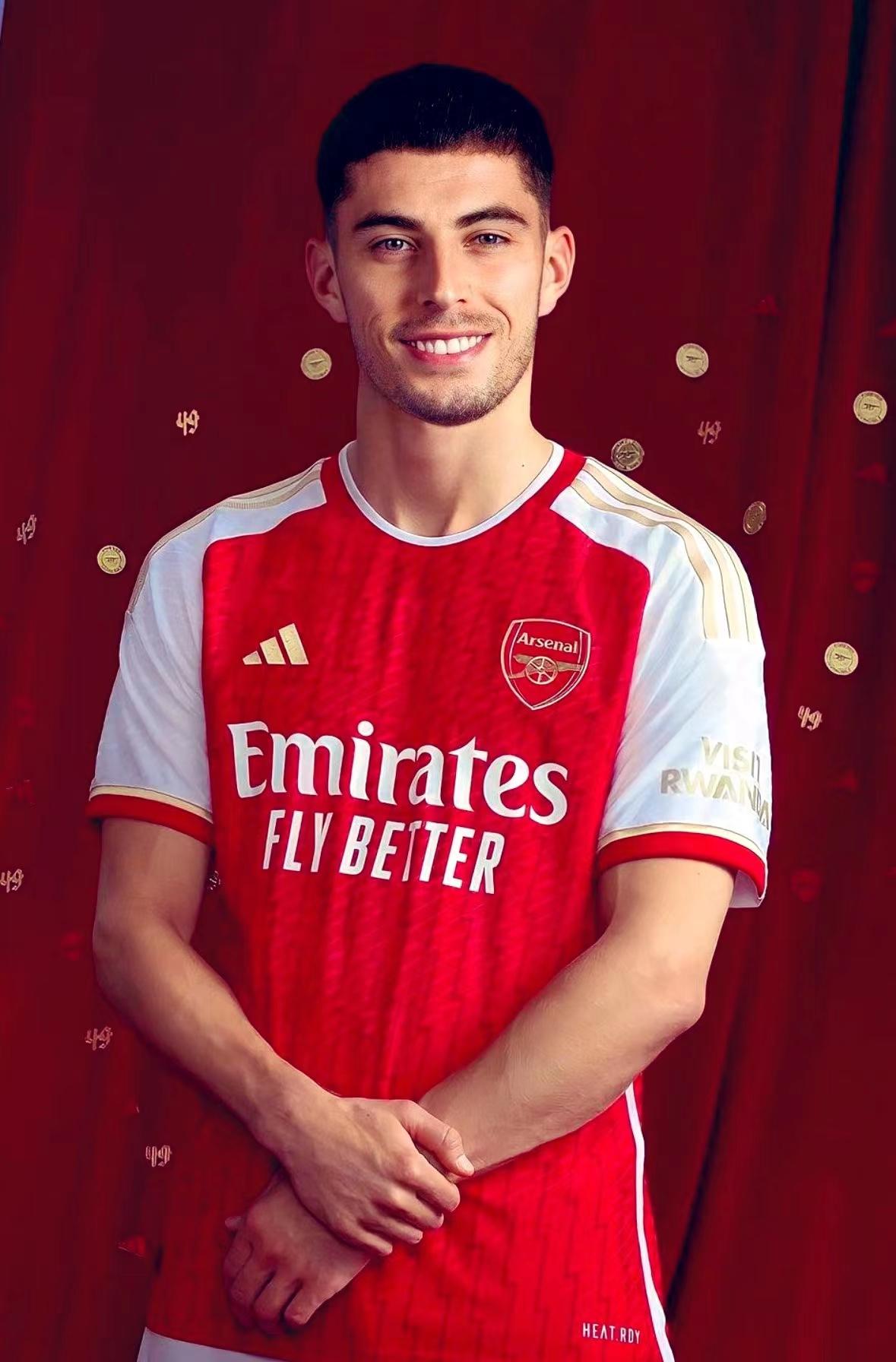 哈弗茨是我看球这么多年感觉运气最好的球员了[笑着哭]高价转会去切尔西，表现基本就是