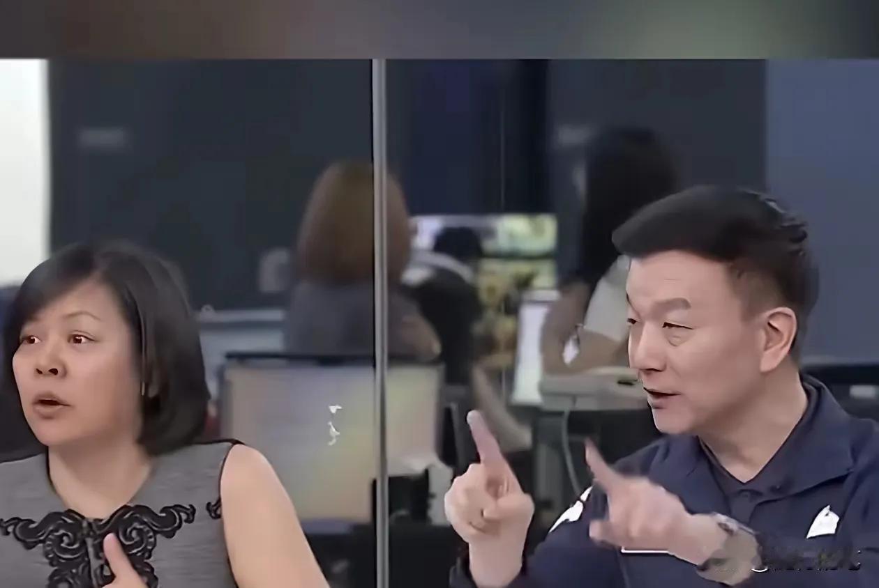 余北辰和陆配李贞秀同台参加绿营媒体的政论节目，节目组本想让李贞秀抹黑大陆，没想到