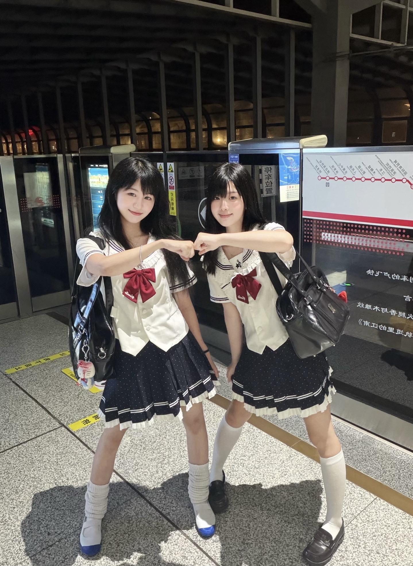 jk双子星 闺蜜jk穿搭 双人jk 梨筏信