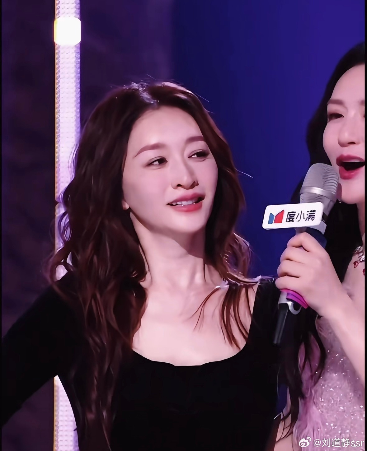 我要是50岁还能这么年轻做梦都能笑醒李小冉老辈子的颜值不是说说的