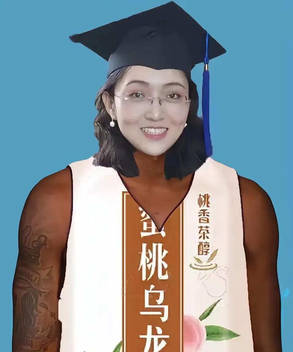 这位火得一塌糊涂的杨某媛，未来很有机会成为法官，想想就刺激！不得不佩服她的心理